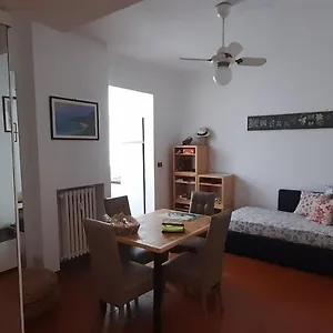Da Pina Apartament Mediolan