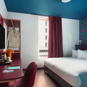 Hostel Cx Nom