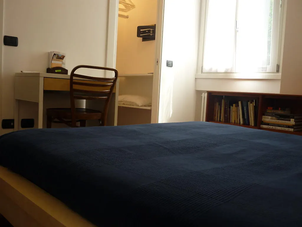 **  R&B Errepi Piola Bed & Breakfast Milan Italy